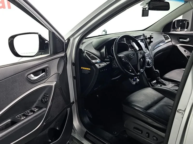 Hyundai Santa fe 2.0 4WD EXCLUSIVE, снимка 10 - Автомобили и джипове - 55843875