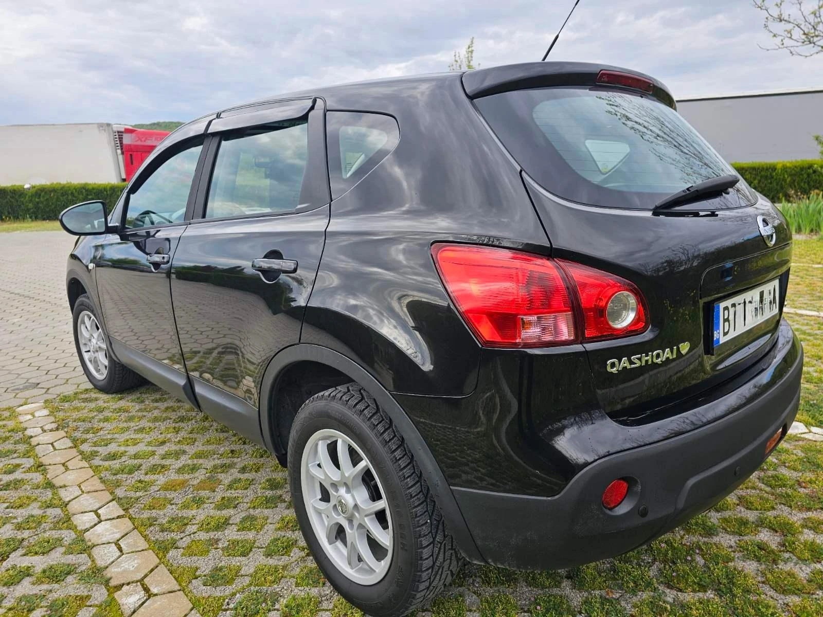 Nissan Qashqai 1.5 Dci 105 к.с - изображение 5