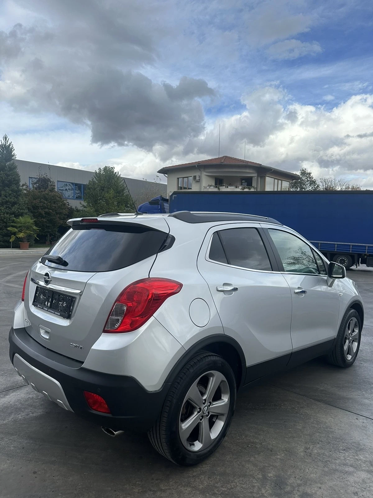 Opel Mokka 1.7 CDTi Като нов!!! 72000км!!! - изображение 4