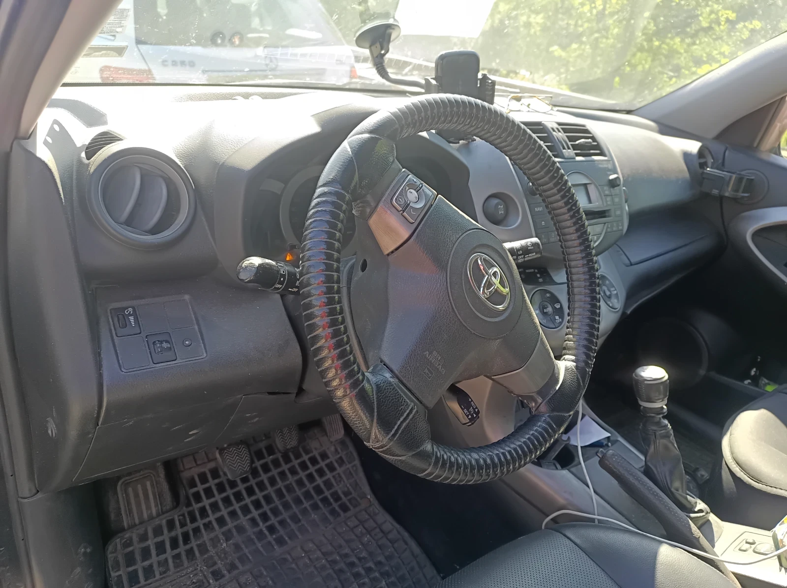 Toyota Rav4  - изображение 7