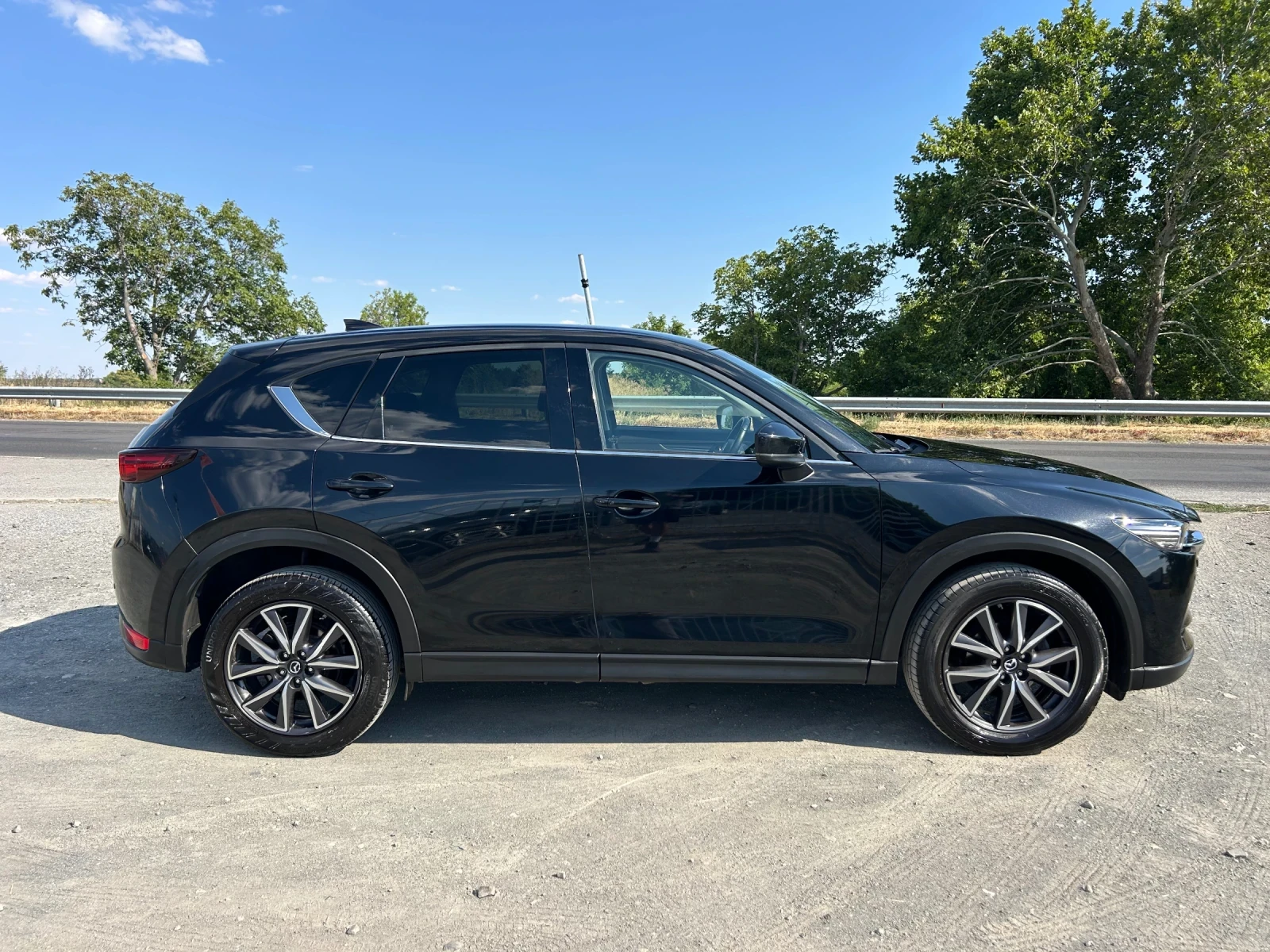 Mazda CX-5 2.0i - 160 к.с / 4Х4 / ХЕДЪП / НАВИ / BOSE / ЕВРО6 - изображение 4