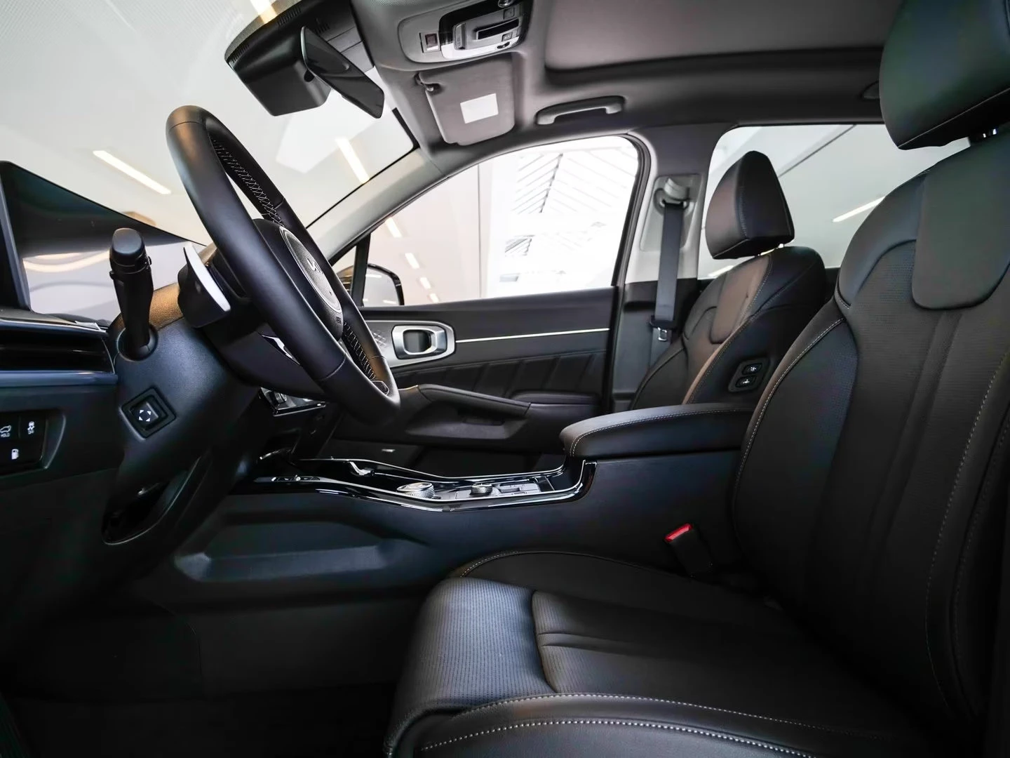 Kia Sorento НОВ!/1.6PHEV/AWD/252HP/PANO/360/AMBI/CARPLAY/596f - изображение 7