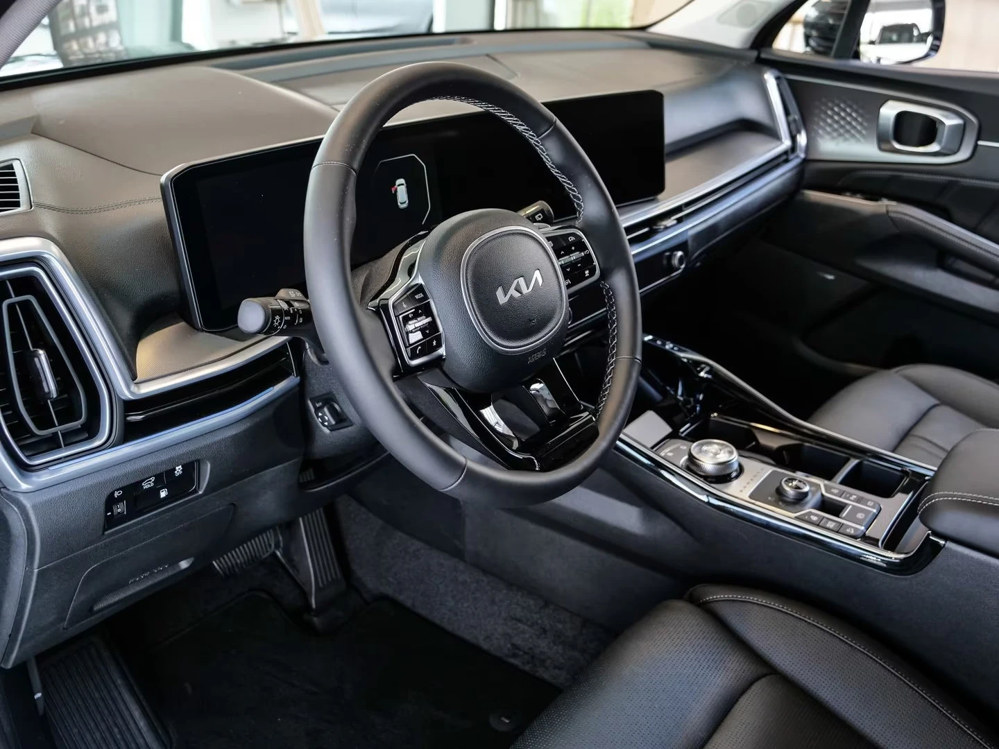 Kia Sorento НОВ!/1.6PHEV/AWD/252HP/PANO/360/AMBI/CARPLAY/596f - изображение 8