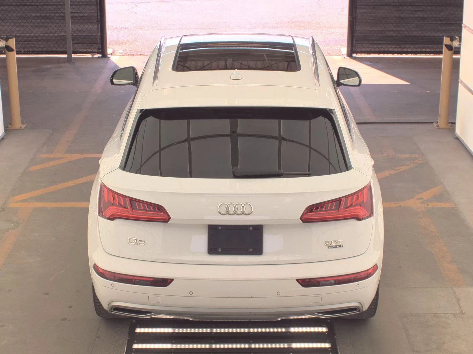 Audi Q5 2.0T* PREMIUM* PLUS* MATRIX* ДИГИТАЛНО* ТАБЛО* 360 - изображение 6