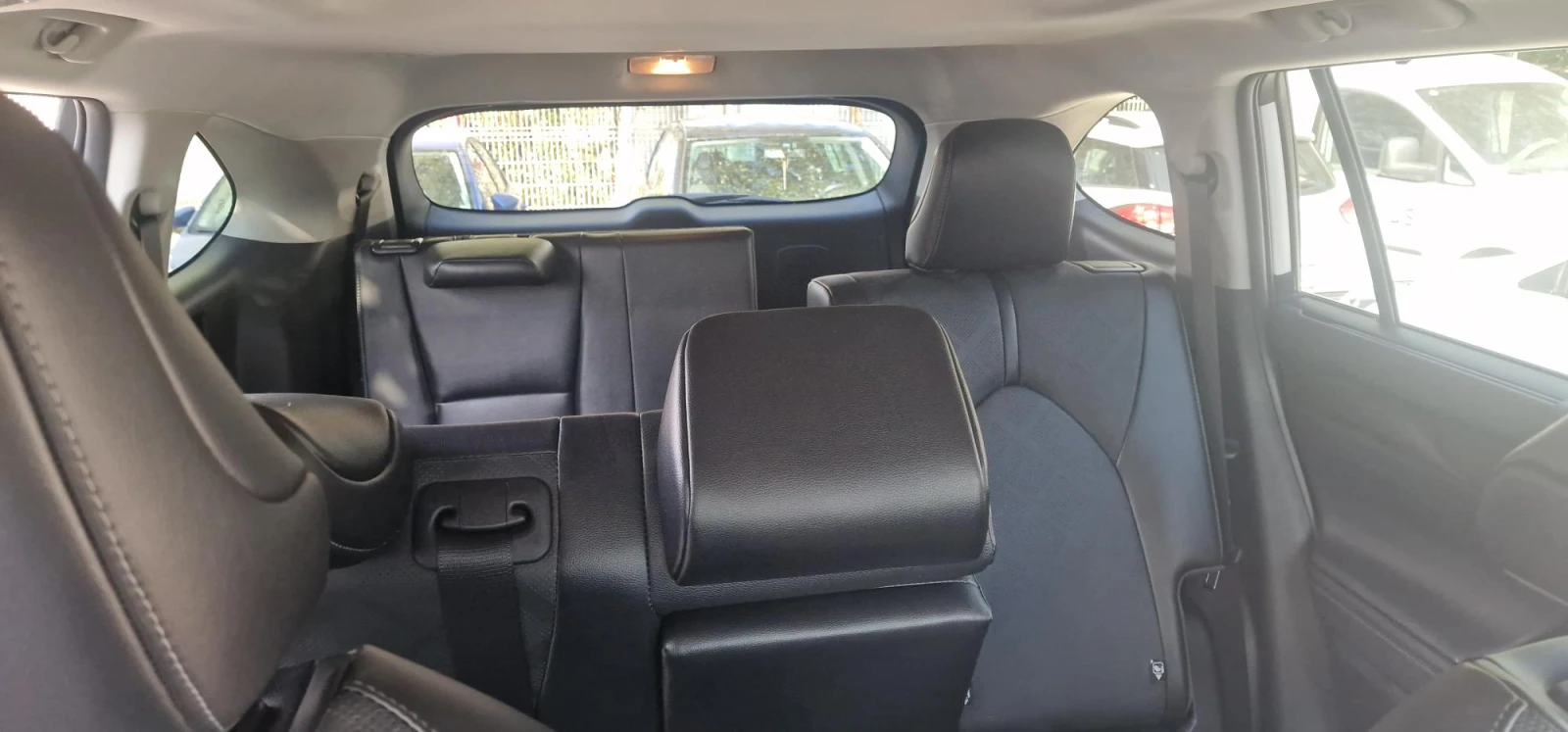 Toyota Highlander LUXURY PREMIUM - изображение 7