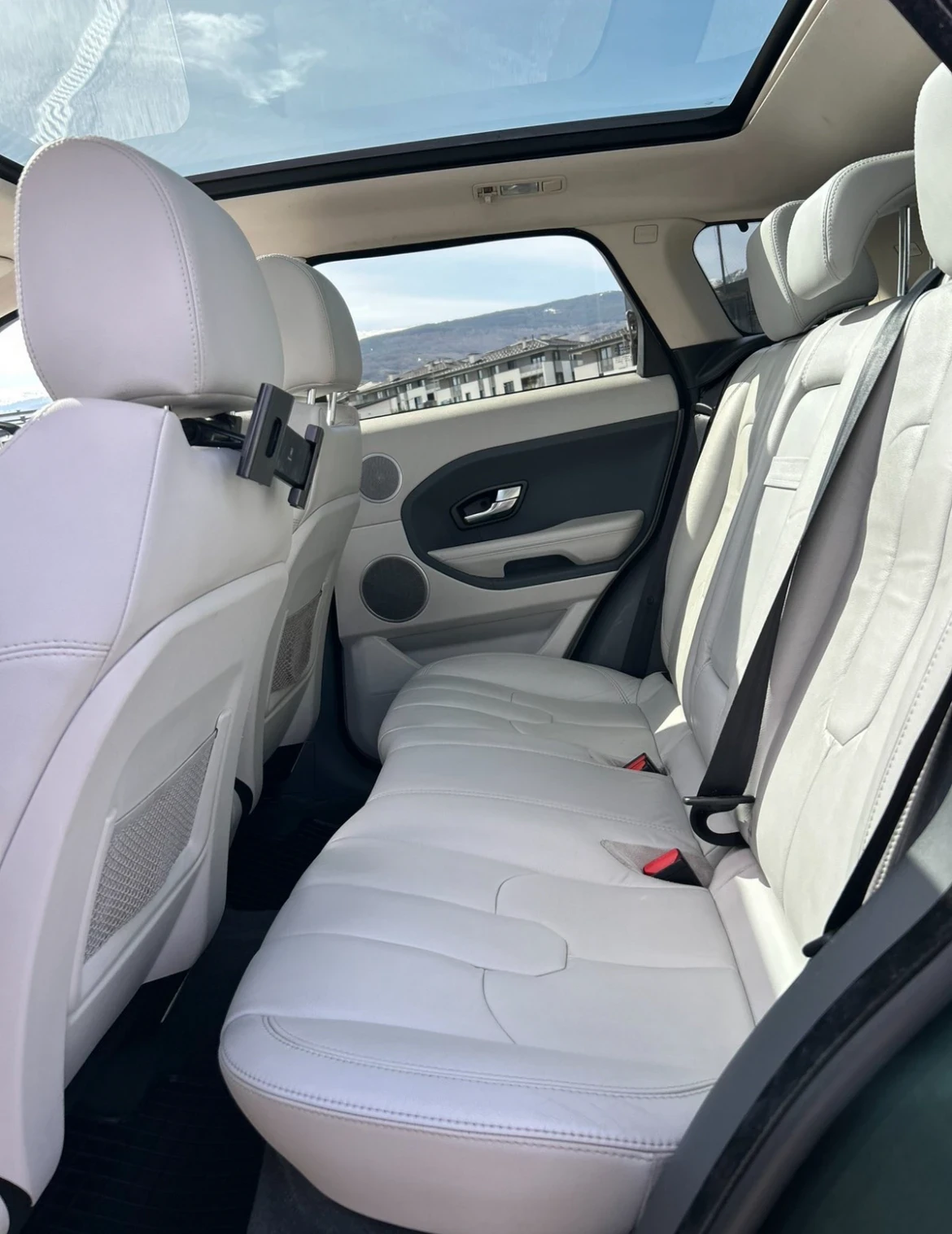 Land Rover Evoque 2000 - изображение 2