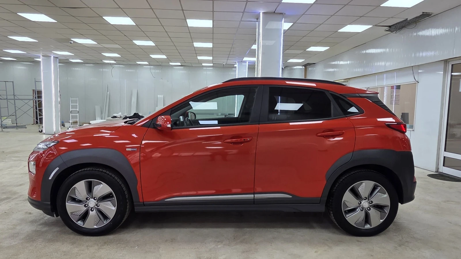 Hyundai Kona 64KWh/Premium/Заверена Сервизна Книжка - изображение 5
