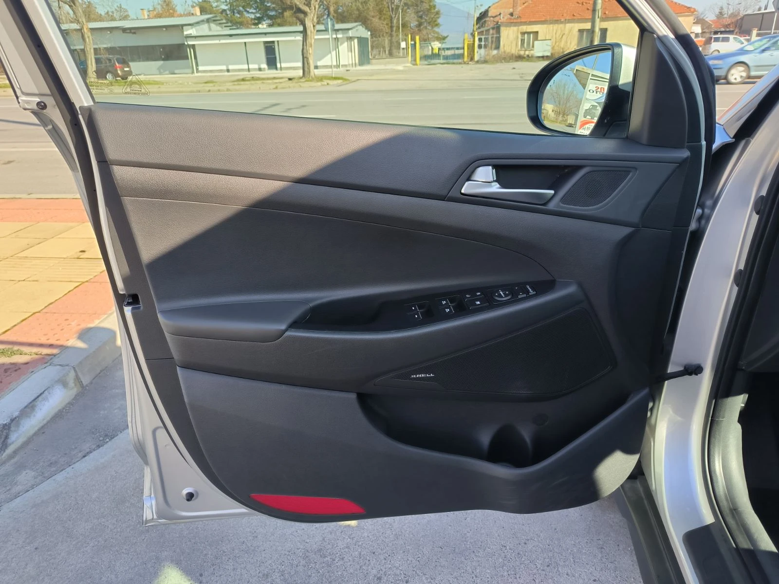 Hyundai Tucson 1.6d-6sk-Navi-Kamera-Keyless-Euro-6D | Mobile.bg � ����������� 12