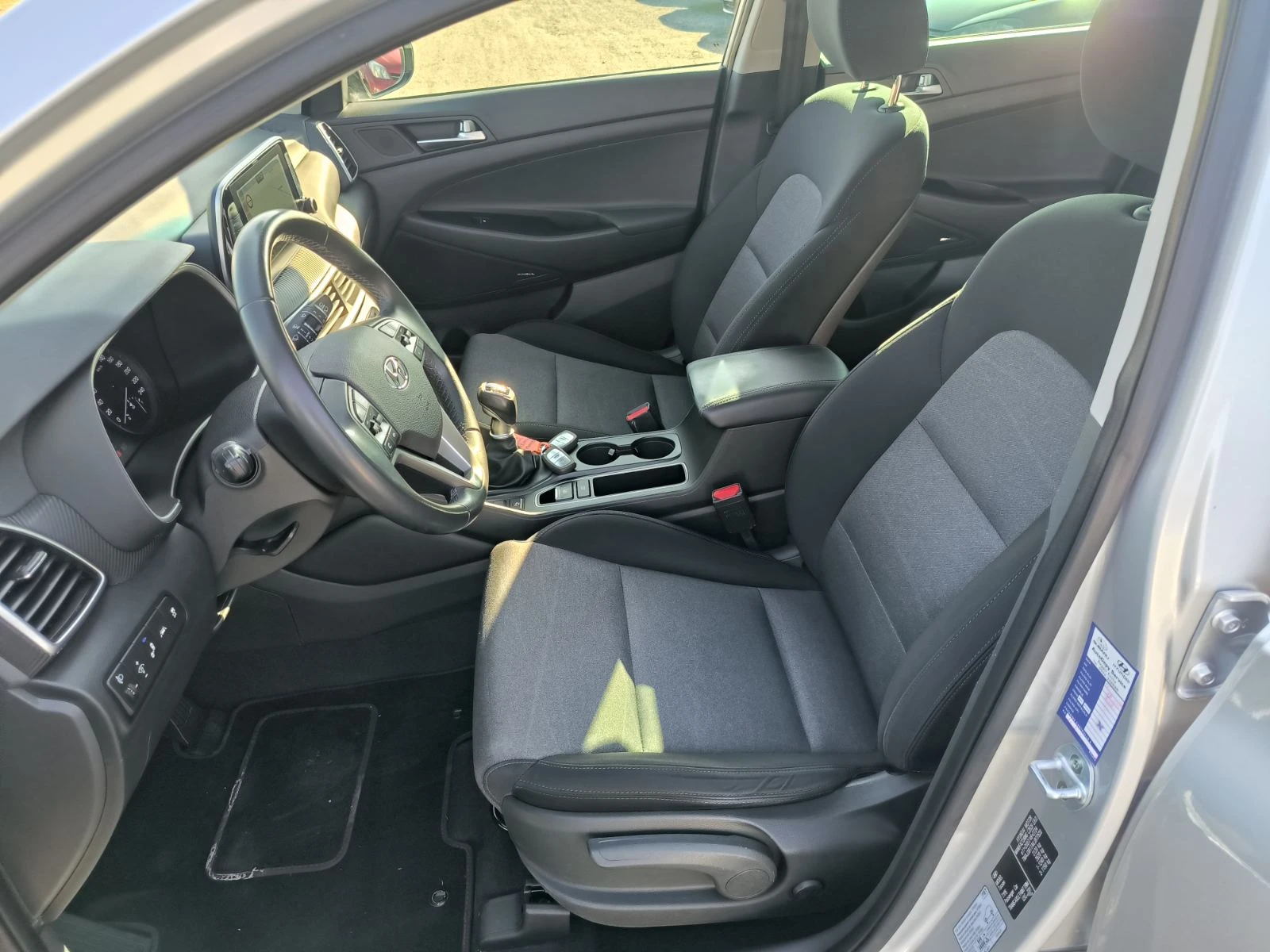 Hyundai Tucson 1.6d-6sk-Navi-Kamera-Keyless-Euro-6D | Mobile.bg � ����������� 15