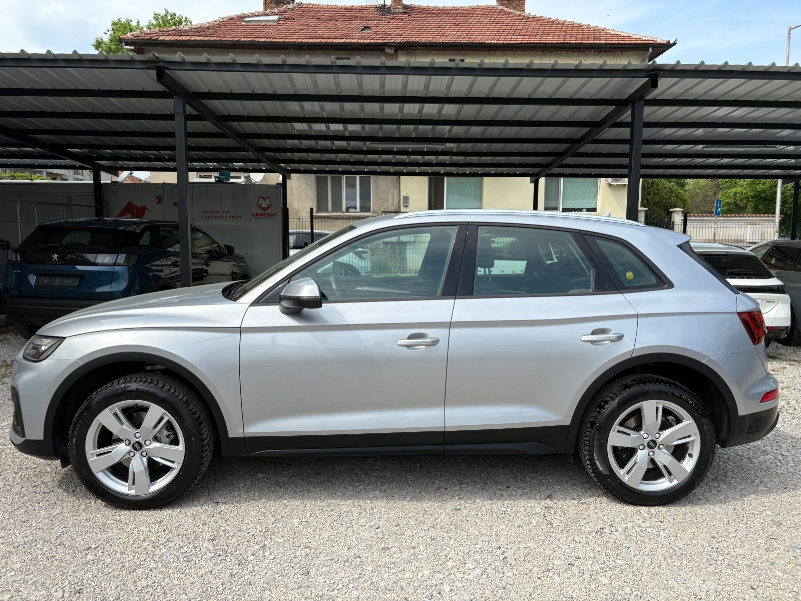 Audi Q5 2.0TDI 2021Г Digital Distr LED Assist, снимка 2 - Автомобили и джипове - 54456056