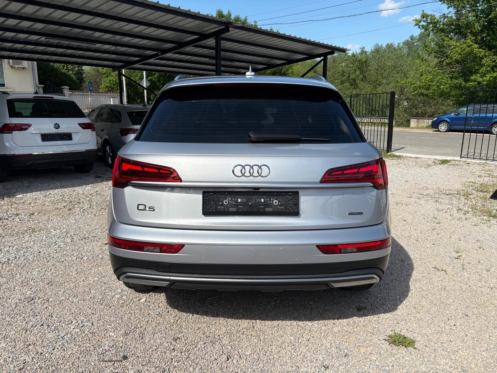 Audi Q5 40TDI 2021Г Digital Qattro Distr LED Assist, снимка 4 - Автомобили и джипове - 54566027