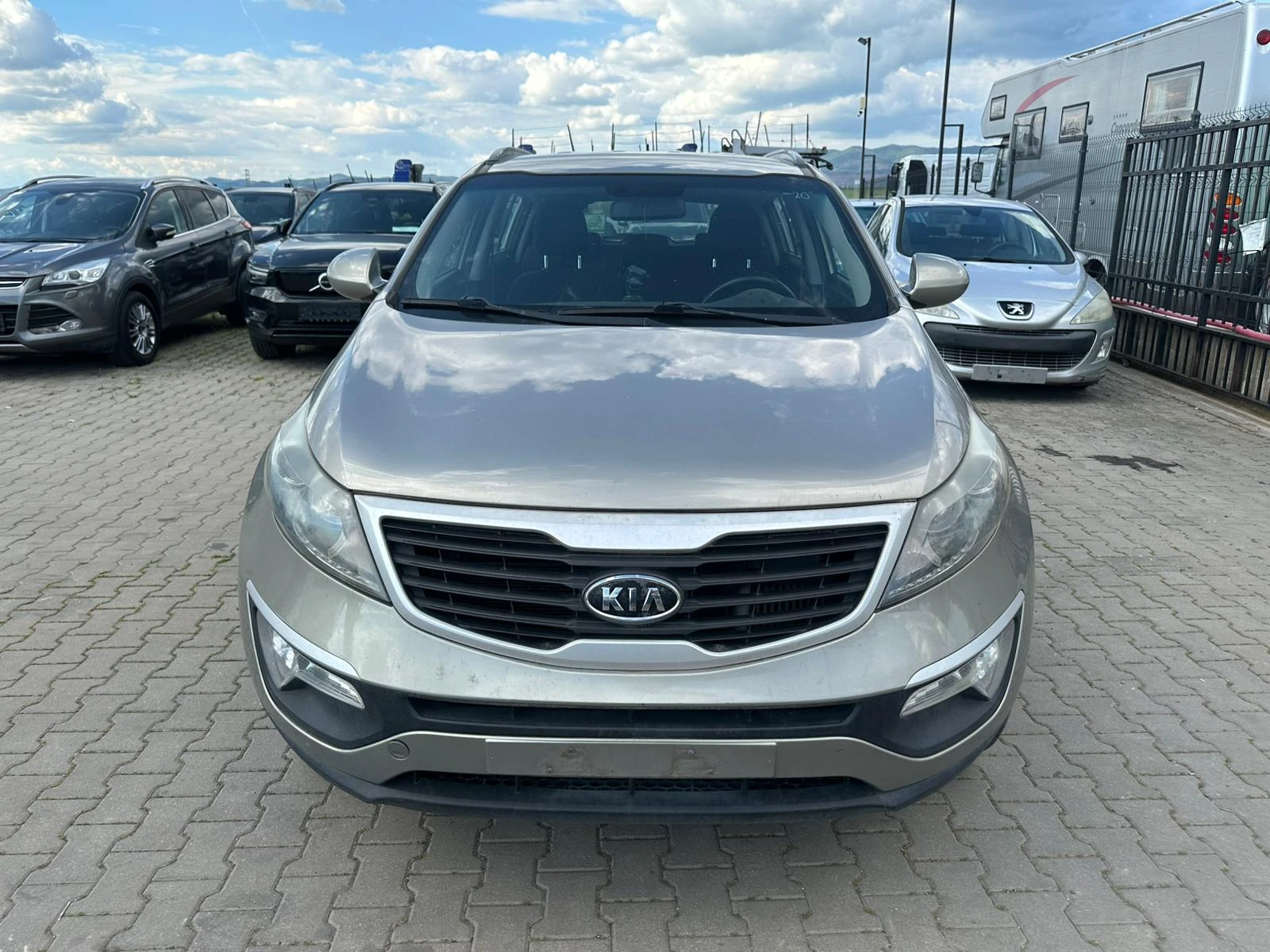Kia Sportage / 2.0D / 4X4 / ПРОБЛЕМ В МОТОРА /, снимка 8 - Автомобили и джипове - 54643292