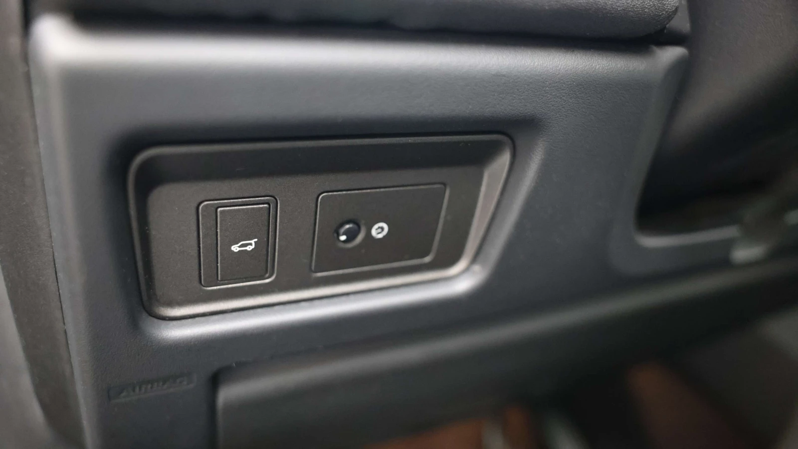 Land Rover Range Rover Evoque SE 2, 0L, ЦЕНА ДО БГ, снимка 10 - Автомобили и джипове - 54997802