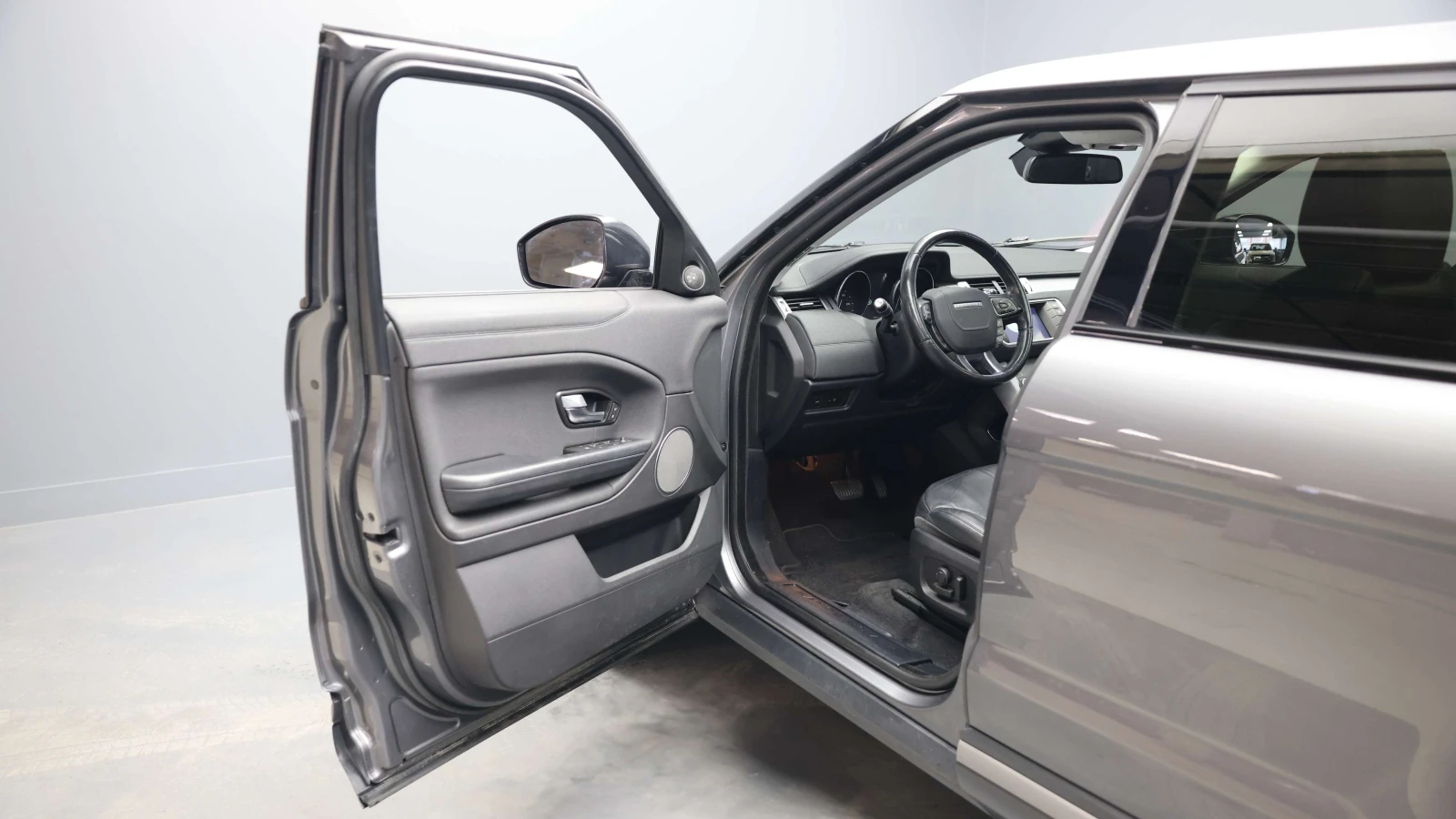 Land Rover Range Rover Evoque SE 2, 0L, ЦЕНА ДО БГ, снимка 9 - Автомобили и джипове - 54997802