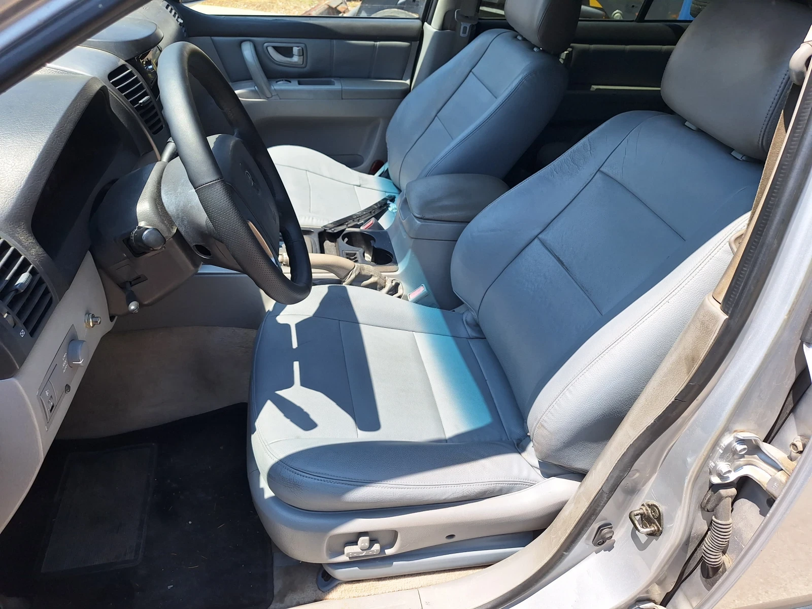 Kia Sorento 2.5CDRI 4X4 ����/��������� | Mobile.bg � ����������� 15