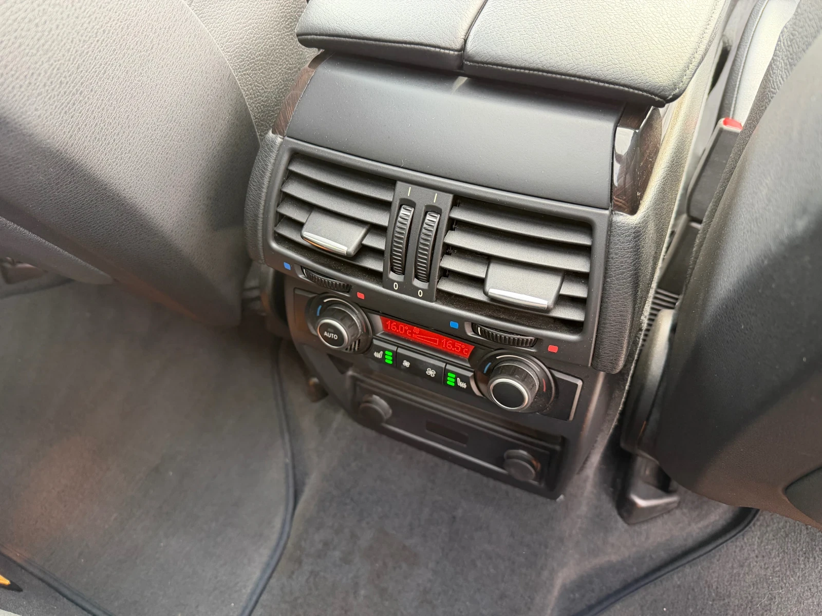BMW X5 50i* M-Pack* 360cam* Pano* , снимка 12 - Автомобили и джипове - 55665707