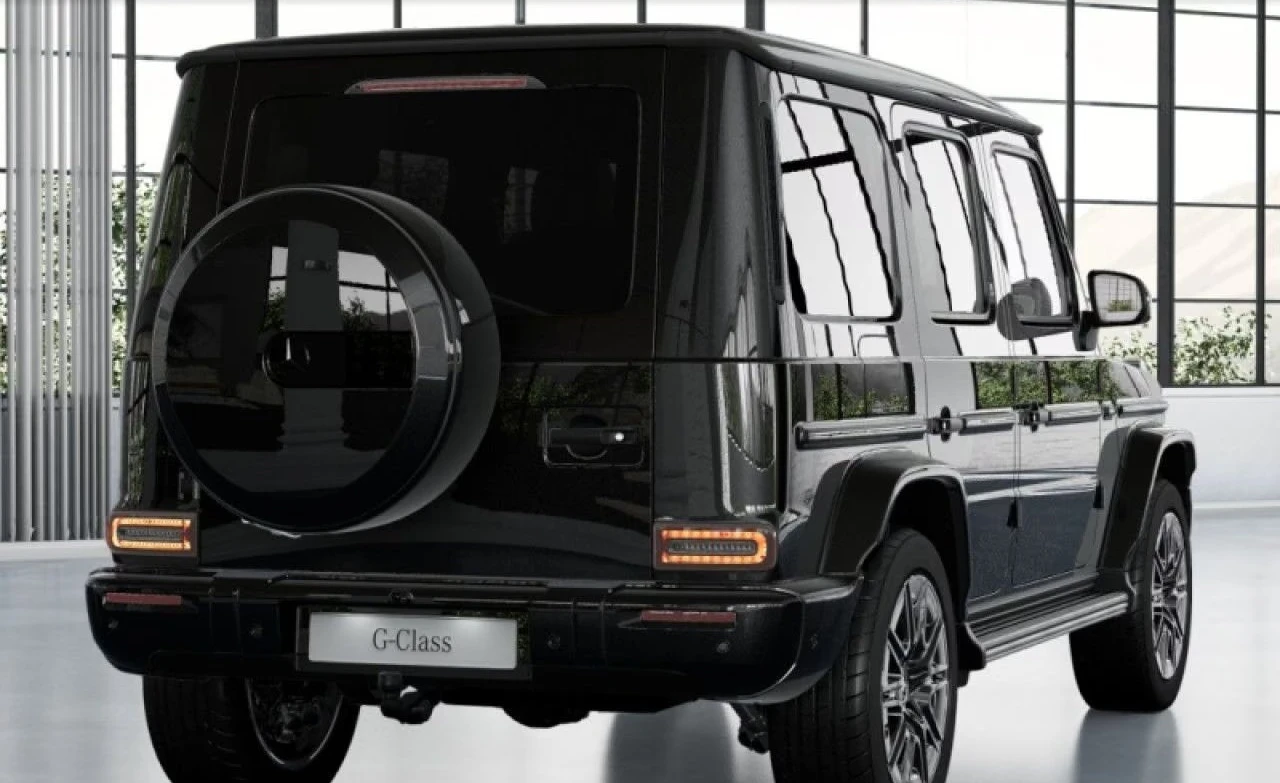 Mercedes-Benz G 450 d / AMG/ MANUFAKTUR/ NIGHT/ EXCLUSIVE/ 360/ PANO, снимка 7 - Автомобили и джипове - 55986118