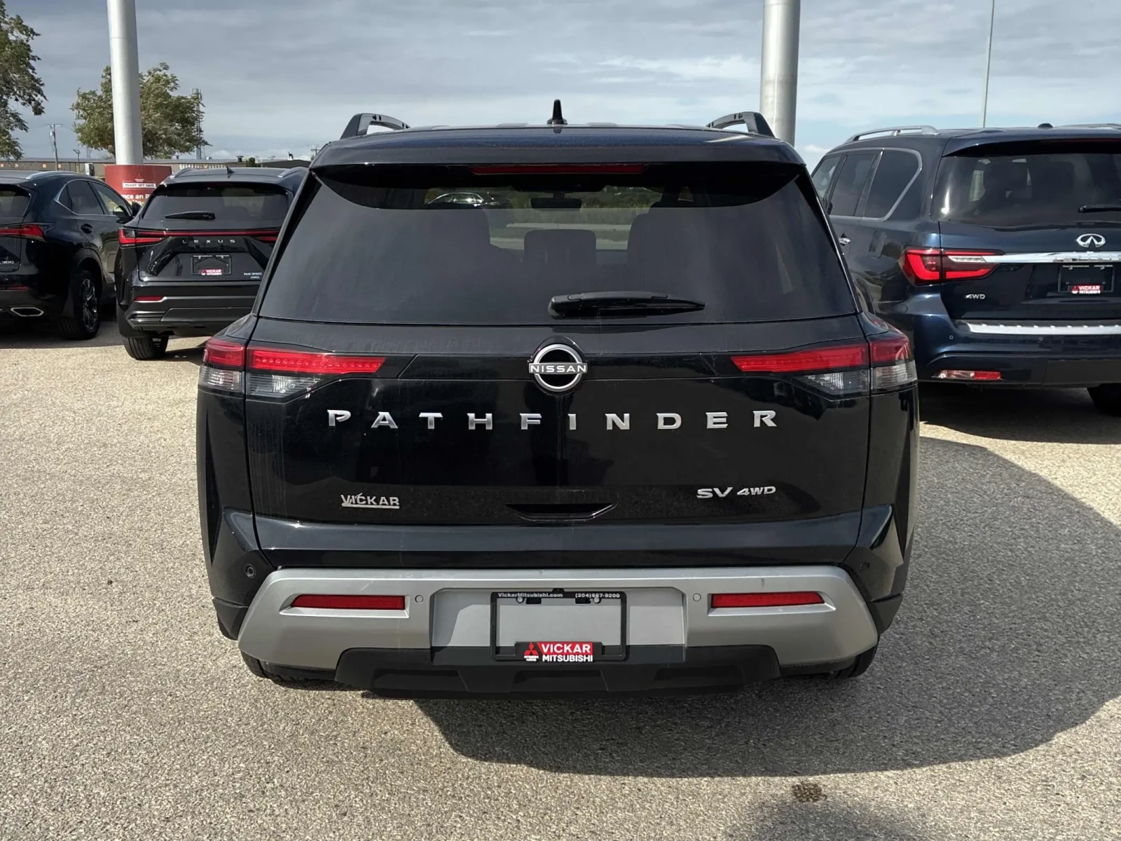 Nissan Pathfinder 4WD, АВТОКРЕДИТ, снимка 4 - Автомобили и джипове - 56228118