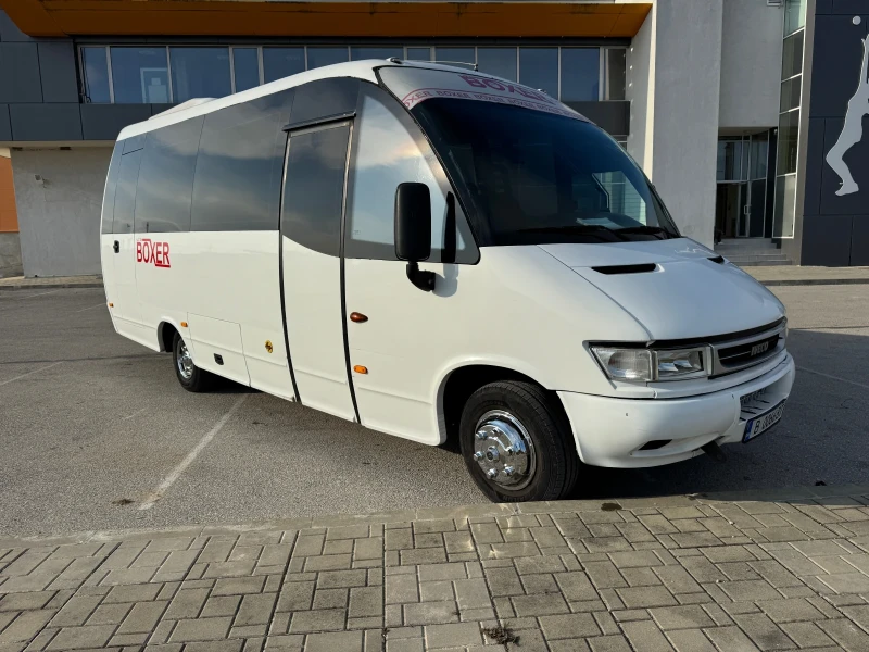 Iveco Daily, снимка 1 - Бусове и автобуси - 49471796