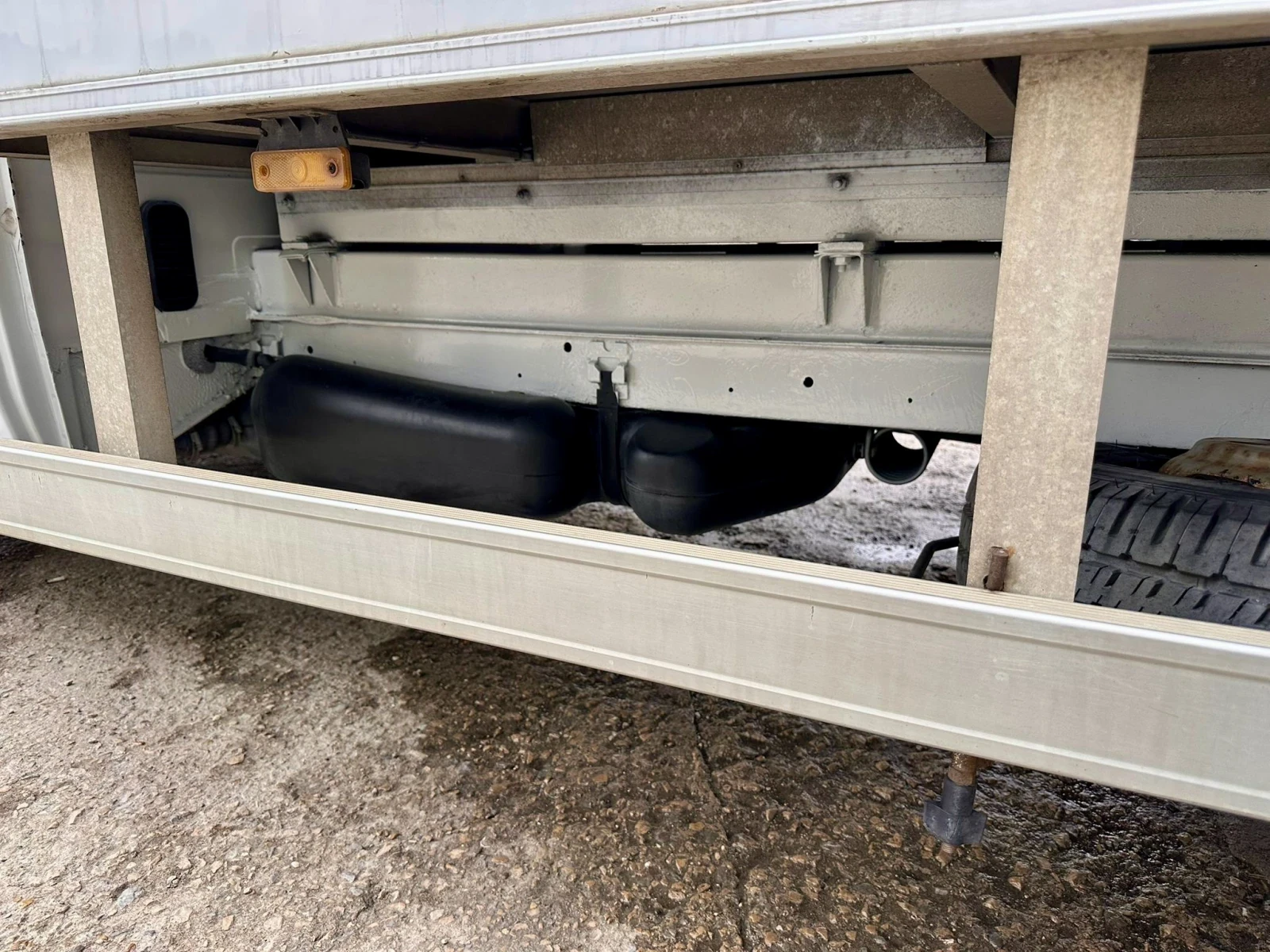 Mercedes-Benz Sprinter 411 Кат Б 4.20м БОРД - изображение 9