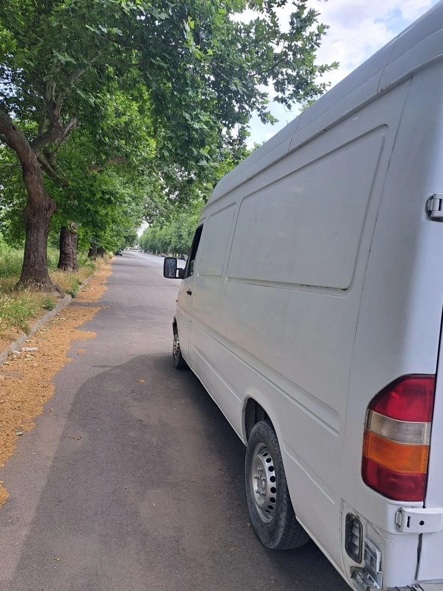 Mercedes-Benz Sprinter 208, снимка 4 - Бусове и автобуси - 54163649