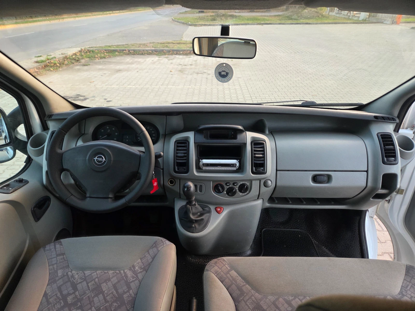 Opel Vivaro ��� ���� 6 �����  1.9 dci-101�.� | Mobile.bg � ����������� 12