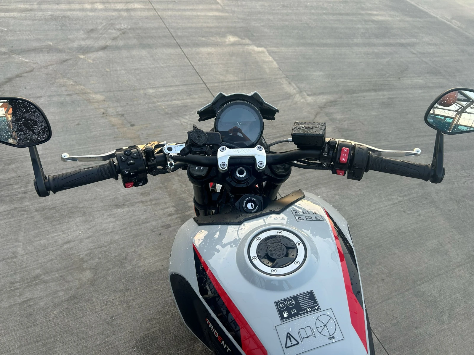 Triumph Trident, снимка 5 - Мотоциклети и мототехника - 54991302