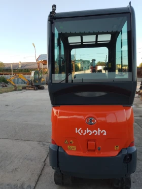      Kubota KX016-4