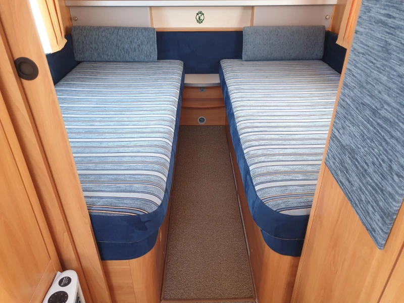 Каравана Wilk S - 4 , 530, снимка 5 - Каравани и кемпери - 52950741