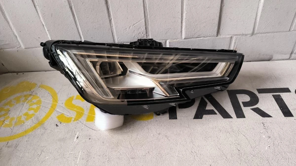 Фарове Audi A4 B9 Full LED USA, ляв и десен , снимка 2 - Части - 56273072
