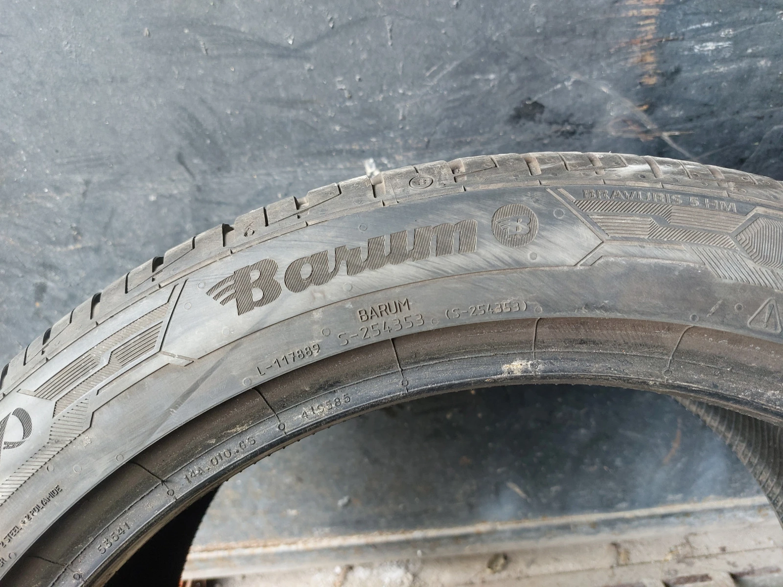 ���� 255/40R19 | Mobile.bg � ����������� 4