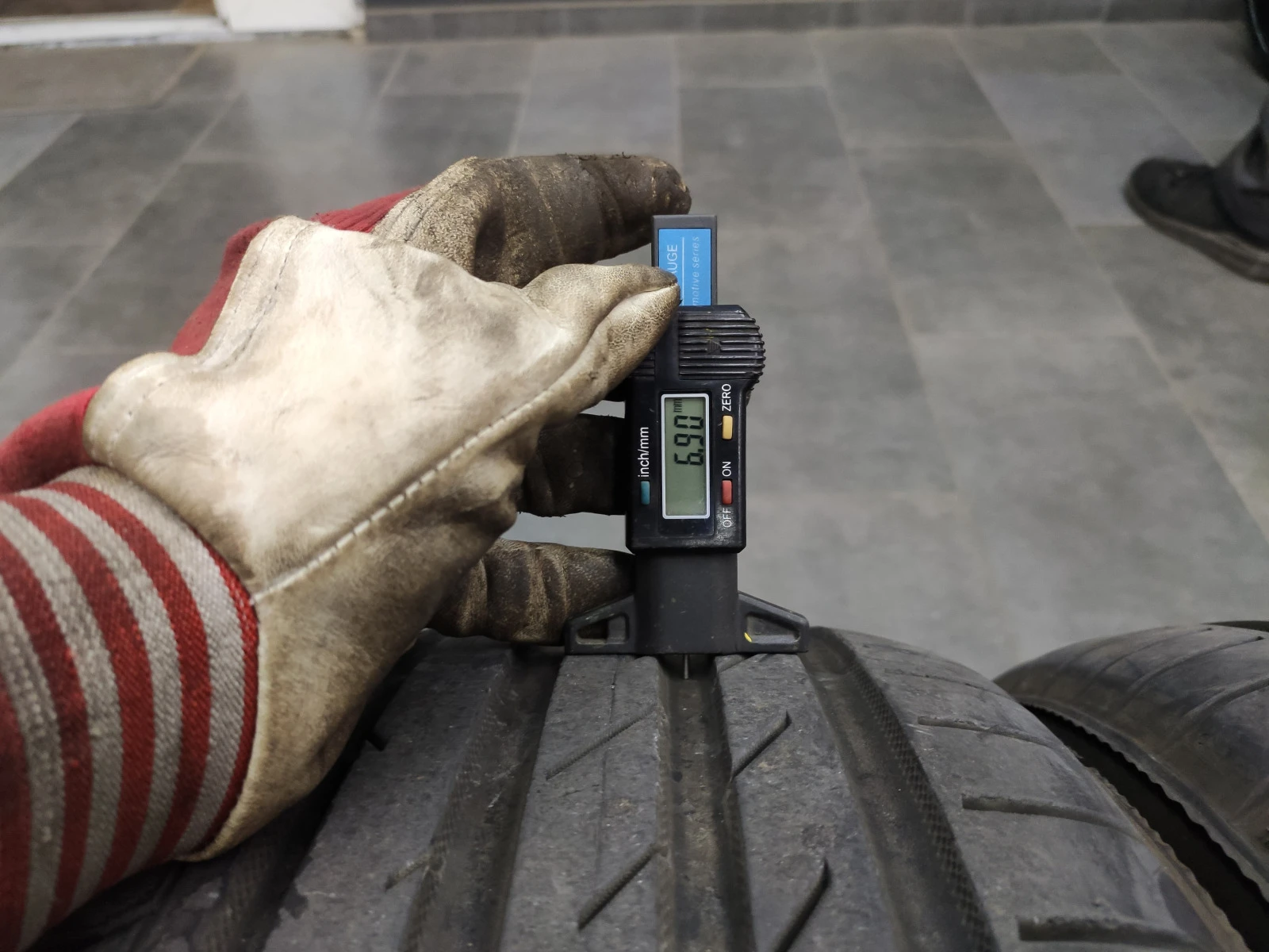  225/40R18 | Mobile.bg   8