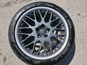        235/40R18