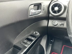 Chevrolet Aveo Sonic 1.8 LT RS Line CAM CARPLAY CRUISE БЕЗ ЩЕТИ, снимка 10
