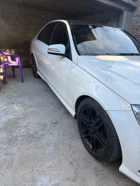 Mercedes-Benz C 320, снимка 2