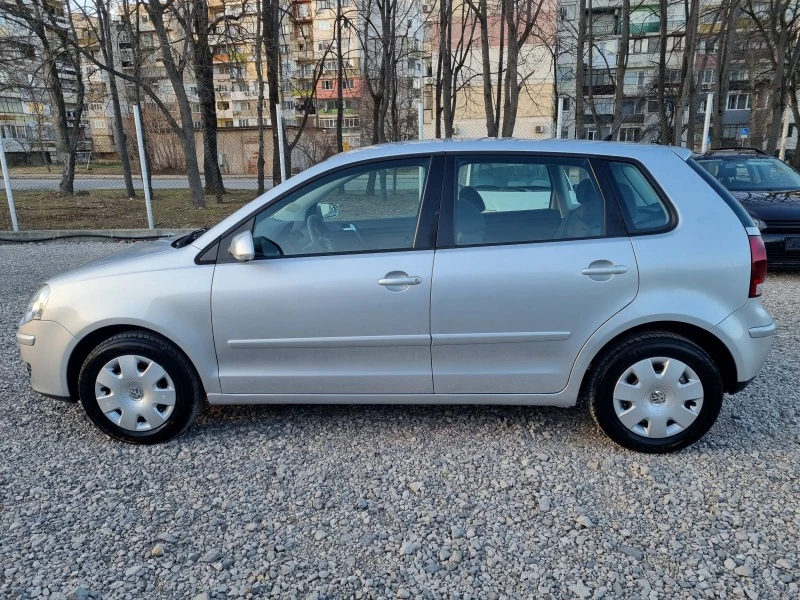 VW Polo 1.2 Бензин 55кс. Климатроник, снимка 6 - Автомобили и джипове - 43216120