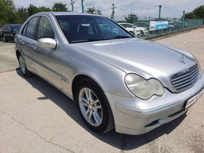 Mercedes-Benz C 220 2, 2 CDI, снимка 1 - Автомобили и джипове - 46201321