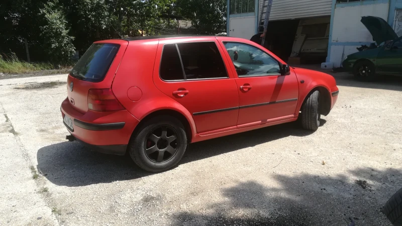 VW Golf 4, снимка 4 - Автомобили и джипове - 48537624