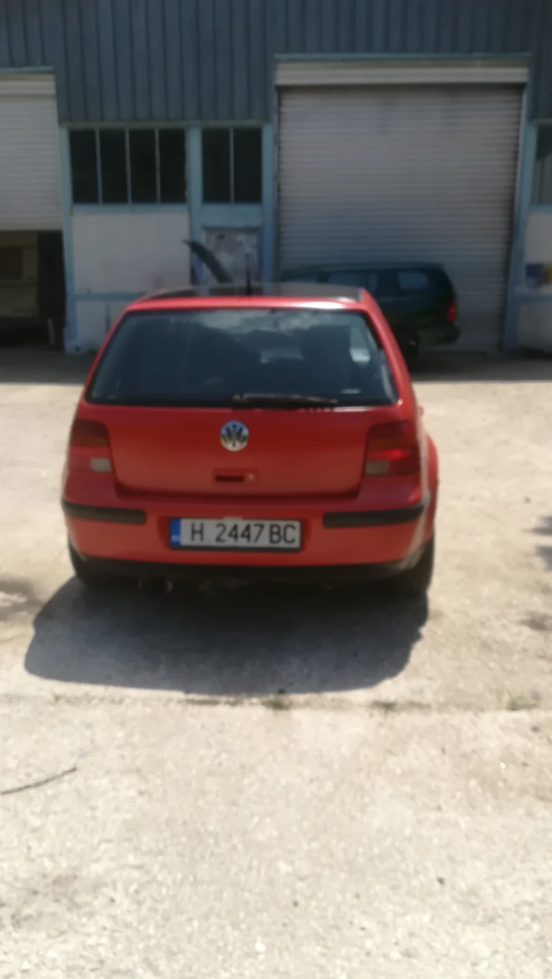 VW Golf 4, снимка 2 - Автомобили и джипове - 48537624