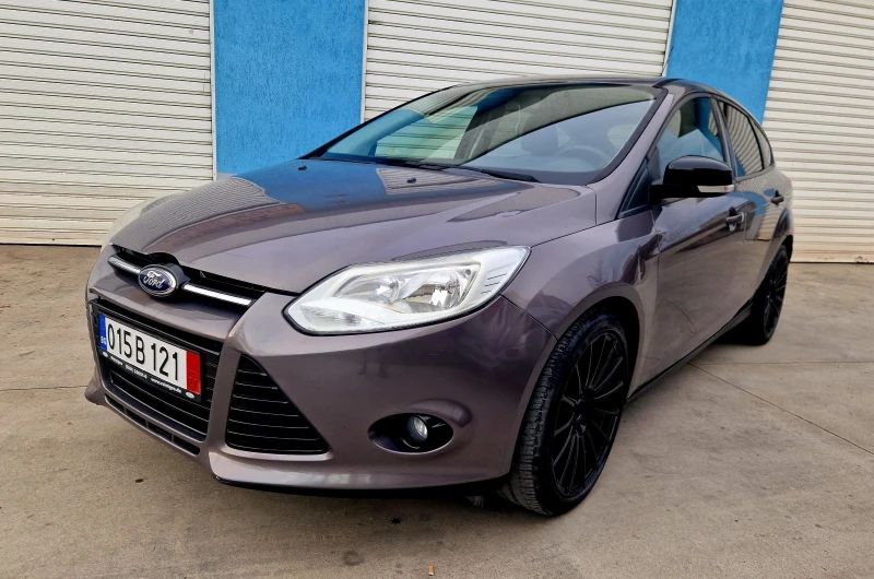 Ford Focus 1.6, снимка 1 - Автомобили и джипове - 48537693