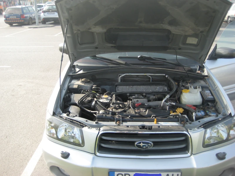 Subaru Forester 2000xt, снимка 6 - Автомобили и джипове - 52034662