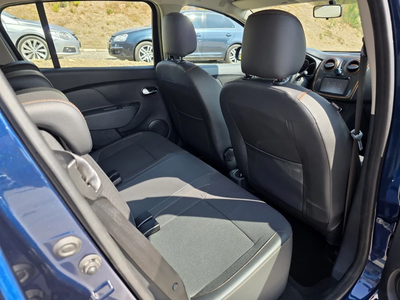 Dacia Sandero STEPWAY 1.5dci, снимка 14 - Автомобили и джипове - 51699928
