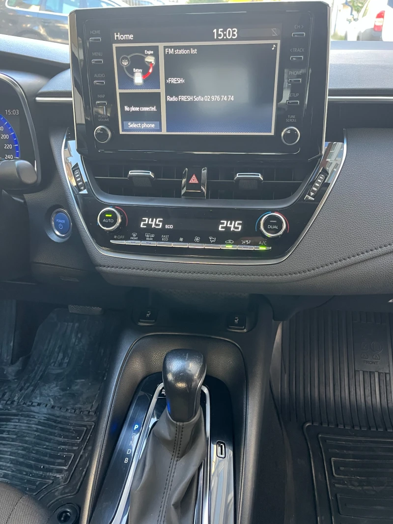 Toyota Corolla 1.8 CVT Executive Hybrid- ГАРАНЦИЯ, снимка 9 - Автомобили и джипове - 52431371