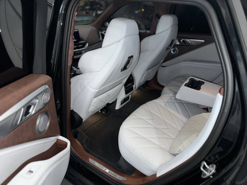 BMW XM, снимка 13 - Автомобили и джипове - 52457483