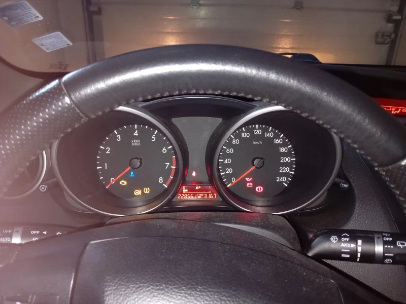 Mazda 3, снимка 11 - Автомобили и джипове - 53053150