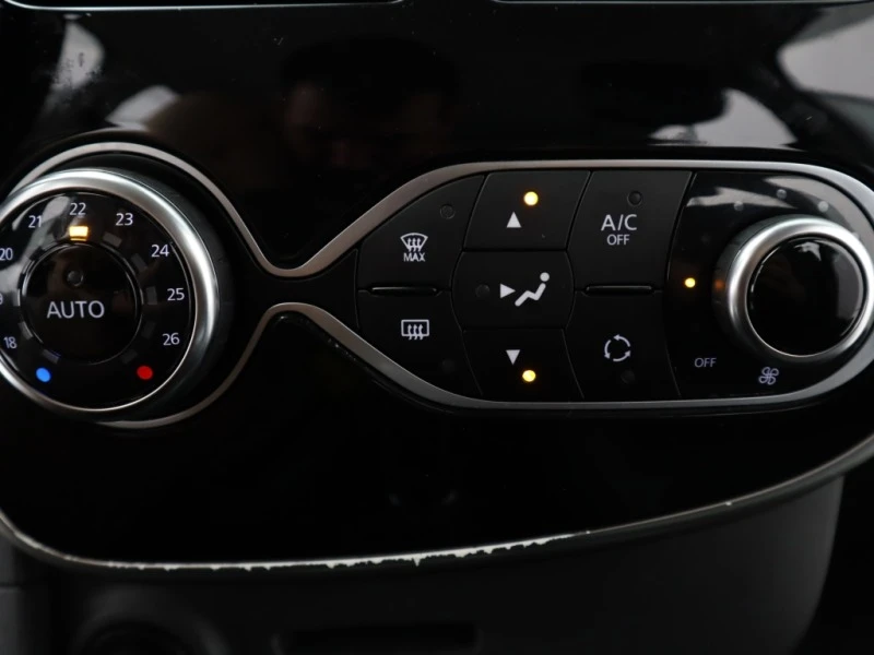 Renault Clio 1.5 DCI 2г. ГАРАНЦИЯ - 18000 лв. - 47206035 | Car24.bg