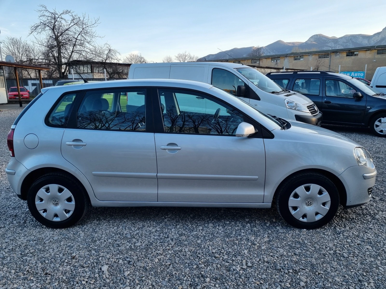 VW Polo 1.2 Бензин 55кс. Климатроник - изображение 2