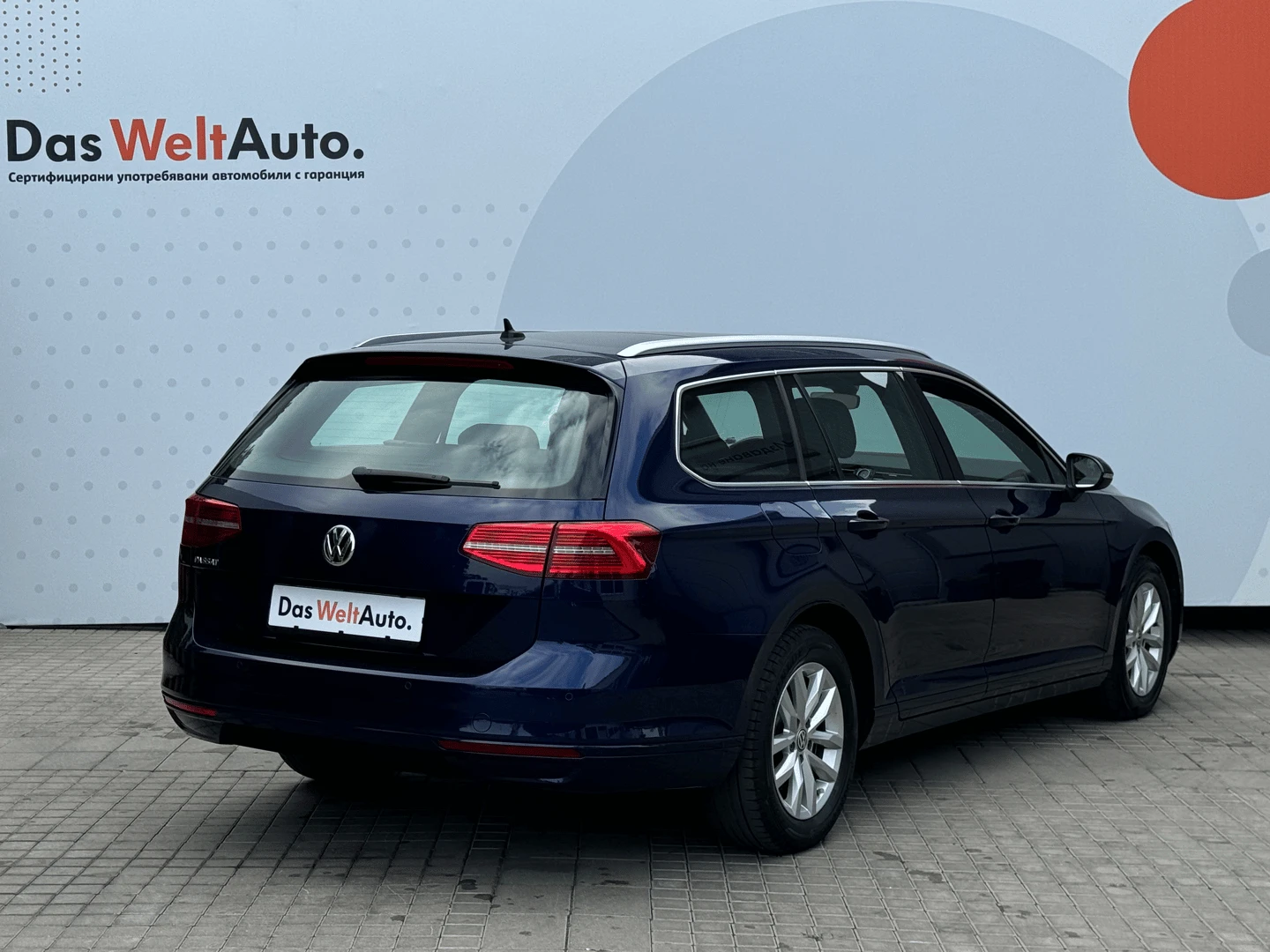 VW Passat Comfortline 2.0TDI BMT - изображение 2