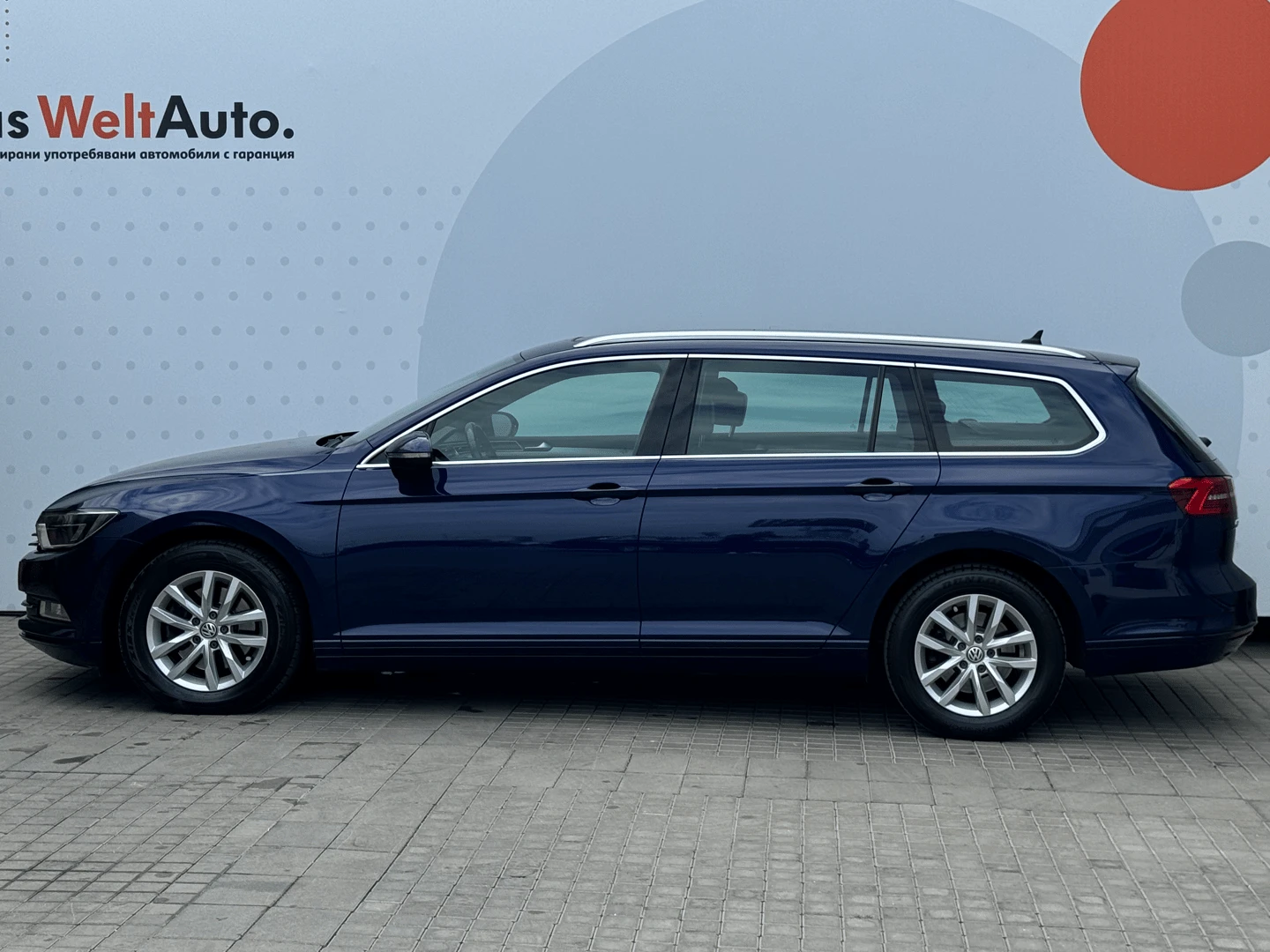 VW Passat Comfortline 2.0TDI BMT - изображение 4