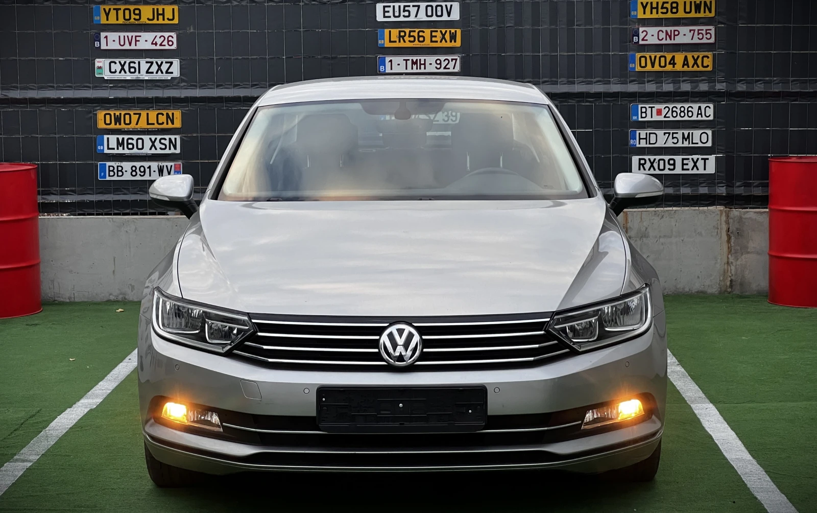 VW Passat 1.6TDi 89000km ГАРАНТИРАН ПРОБЕГ - изображение 2